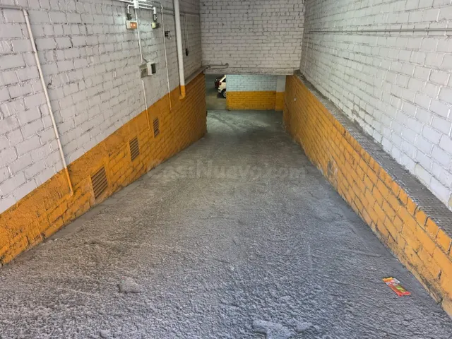 VENTA PLAZA DE PARKING EN IGUALADA ZONA POBLE SEC!! - foto 4
