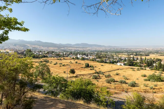 Solar con proyecto en una de las mejores zonas de Granada — 3