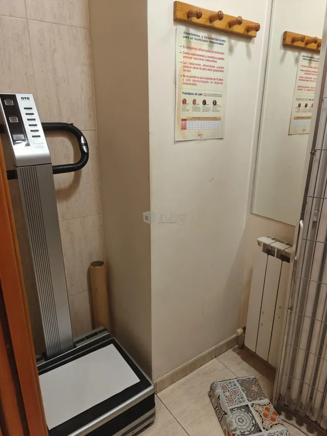 SE VENDE PELUQUERIA CON TIENDA Y MAQUINARIA EN ANDOAIN — 14