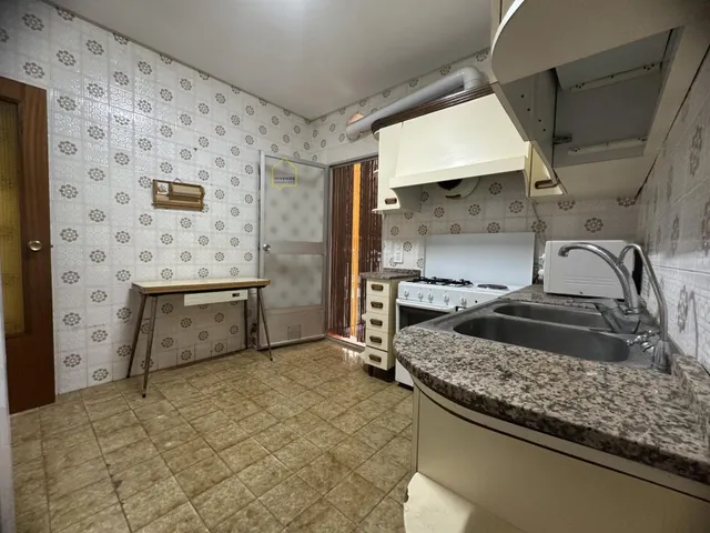 Piso de 4 dormitorios y balcón, en Puerto Lumbreras — 12
