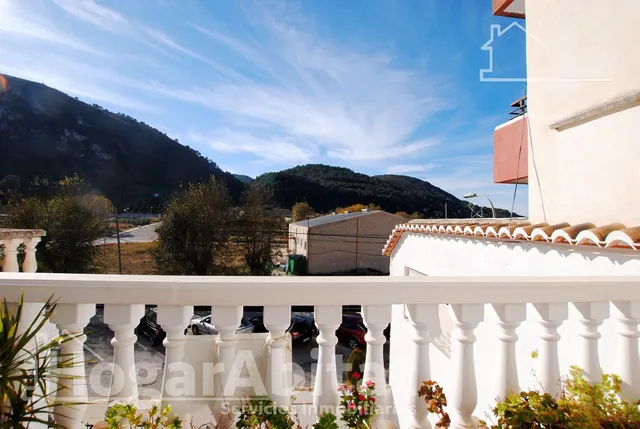 ADOSADO SEMINUEVO CON TERRAZA Y GARAJE — 20