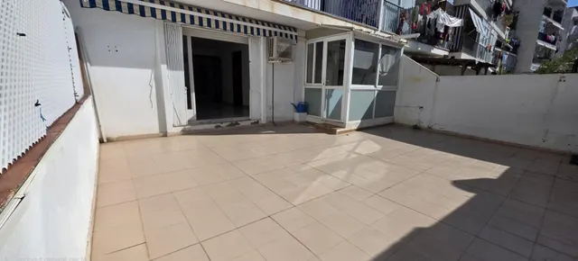 Planta baja luminosa con terraza de 35 m2 en Poble Sec, Sitges — 23