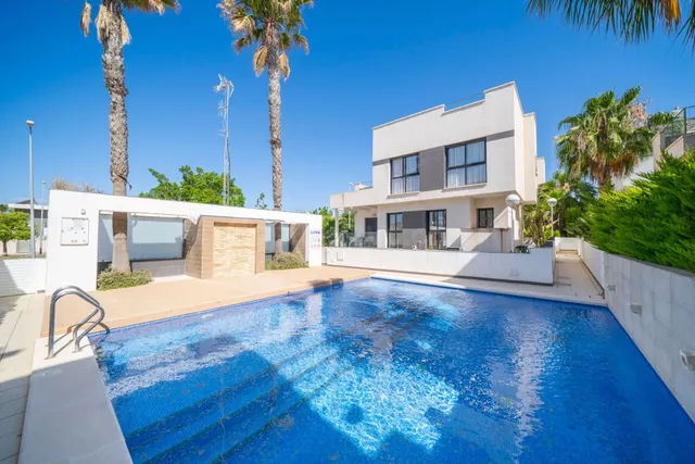 Villa 3 habitaciones 122m² en venta - Centro de la Ciudad Qu