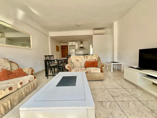 Amplia vivienda de 3 dormitorios en Rojales con vistas despe - foto 3
