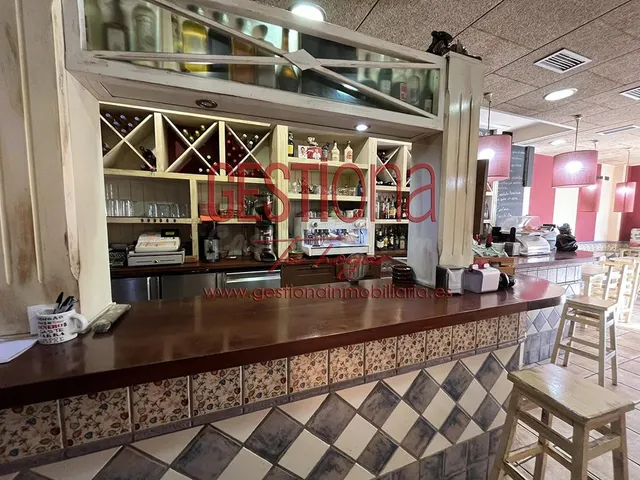 Oportunidad Única: Bar-Restaurante en Pleno Funcionamiento - foto 3