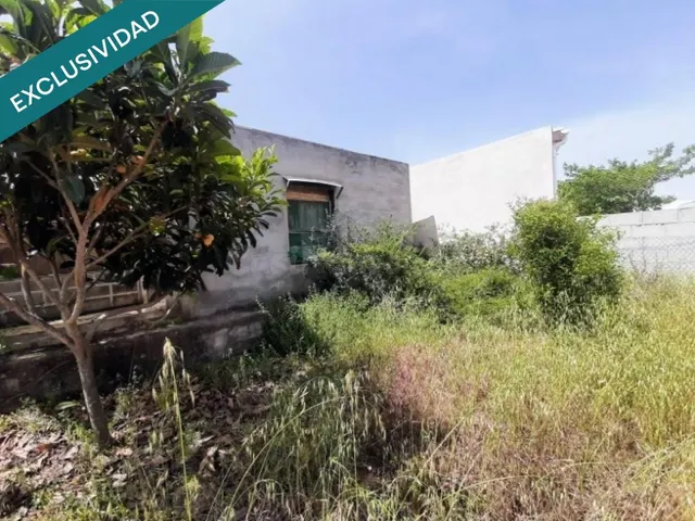 Casita de aperos con gran terreno en el monte Romeu.
