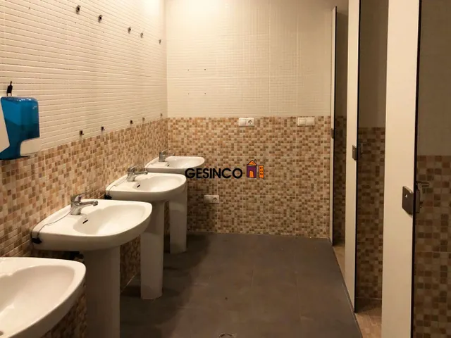 GRAN LOCAL COMERCIAL EN VENTA EN ONTINYENT - BUENA UBICACIÓN — 11