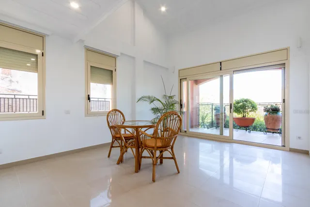 PRECIOSA CASA DE LUXE A LA ZONA DE L'ESGLÉSIA — 32