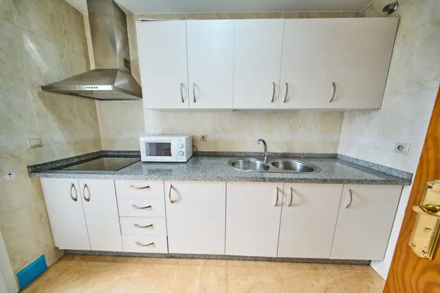 Apartamento de un dormitorio en Armilla — 13