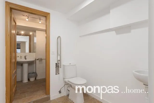 Local comercial en venta en Amara — 8