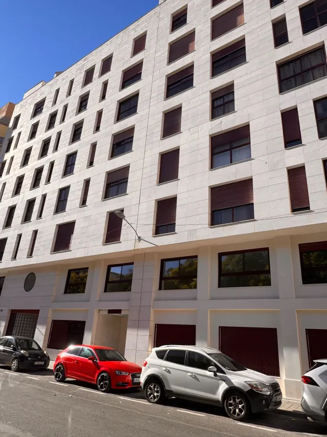 VIVIENDA DE ALQUILER PLAZA LA VIÑA !!!! — 19