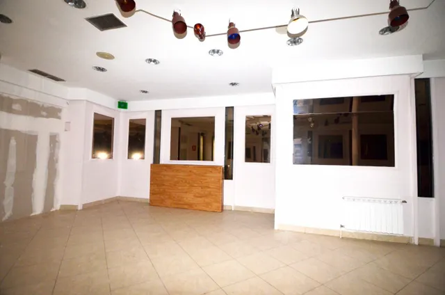 Urbis te ofrece un local comercial en venta en Béjar, Salamanca. — 13