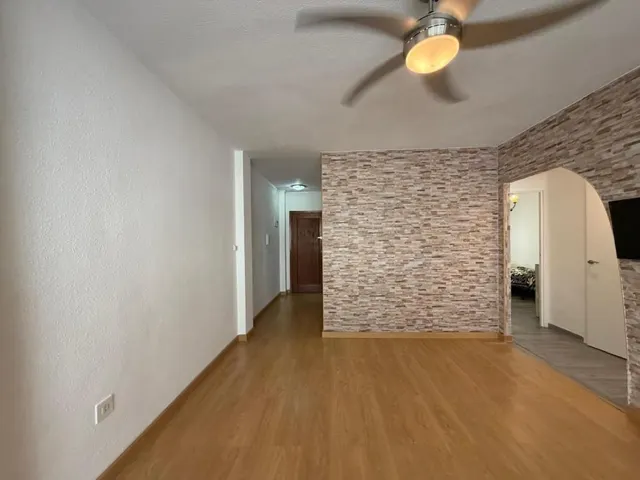 Apartamento 2 habitaciones 79m² en venta - Estacion de autobuses — 18