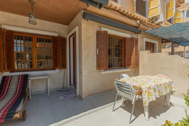 Casa 3 habitaciones 99m² en venta - Cabo cervera — 26