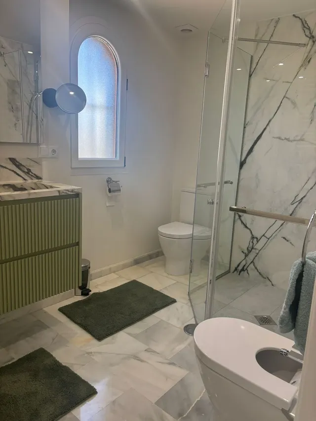 Apartamento 2 habitaciones 132m² en alquiler - Costa Del Sol — 36