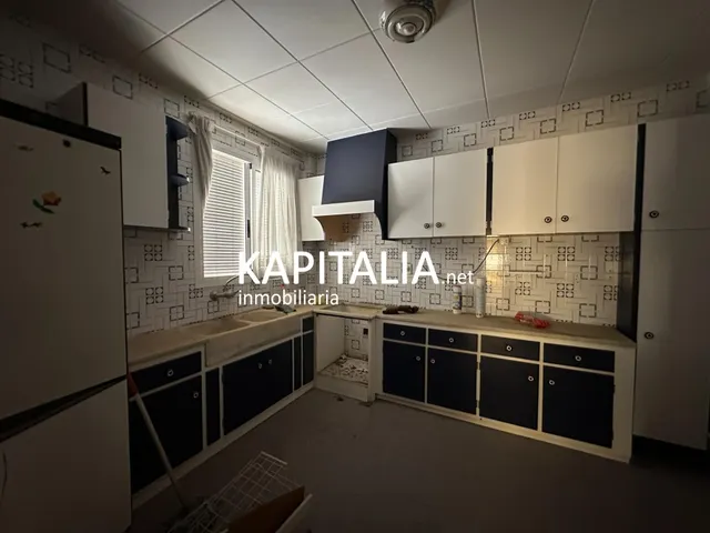Casa en VENTA en Canals, barrio de La Torreta, con garaje privado, patio y gran potencial — 22