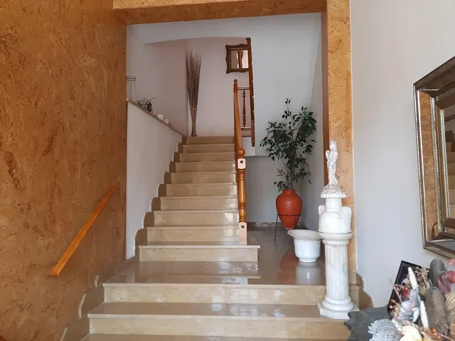 CASA MUY GRANDE Y ESPACIOSA EN VENTA!! — 12