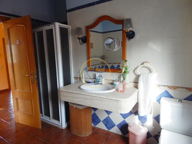 OPORTUNIDAD AMPLIO CHALET CON PISCINA MUY PRÓXIMO A LA POBLACION DE ONTINYENT — 19