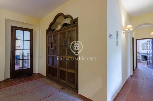 Masía céntrica en venta en Orrius, con negocio en funcionamiento (hostelería) — 25