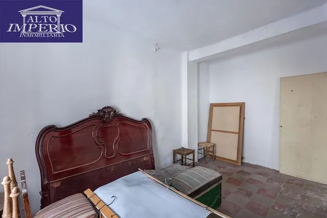 Casa con Parcela a Reformar en Granada — 30
