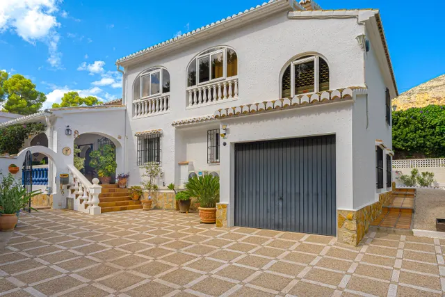 Villa Montgó. Villa tradicional en venta en las laderas del Montgó, entre Dénia y Jávea. — 45