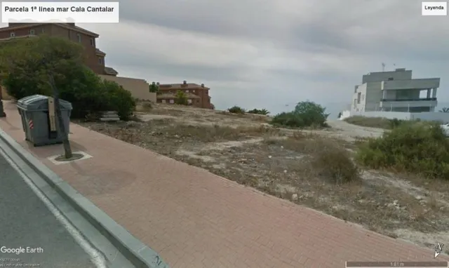 Espectacular parcela Urbana en primerisima linea del mar, zona Cala Cantalar — 7