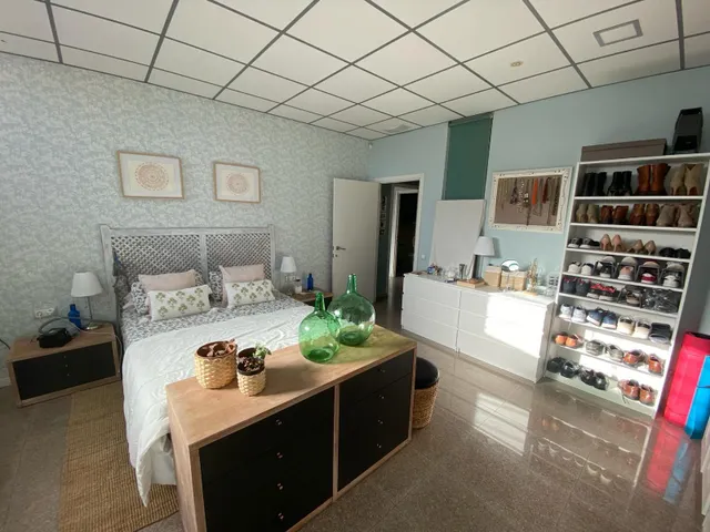 Local en Planta baja adaptado como vivienda con dos locales y superficie total 400m2 — 3