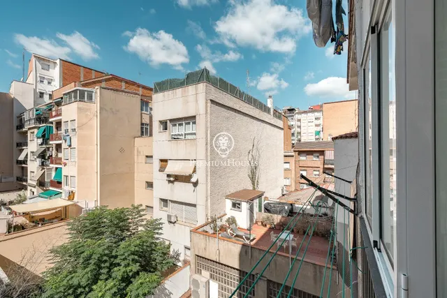 Excelente oportunidad en Les Corts — 37