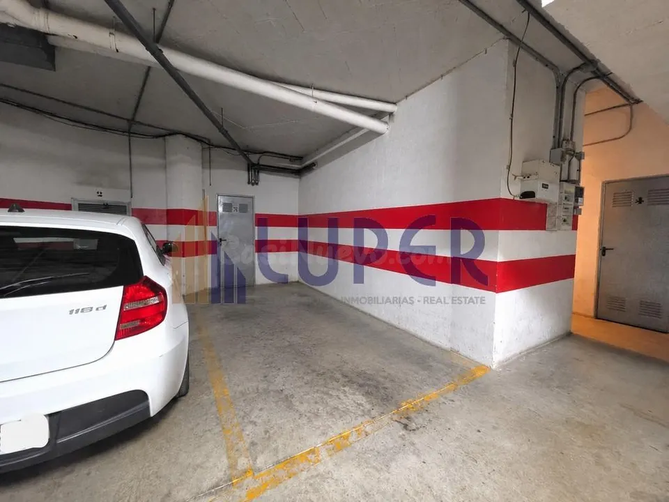 Luper inmobiliaria ofrece a la venta plaza de garaje y trastero en san vicente del raspeig, zona juan xxiii