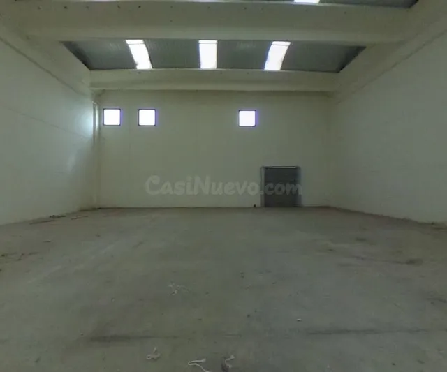 NAVE INDUSTRIAL EN VENTA EN VALLS - foto 2