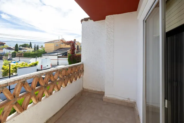 Preciosa casa en Ogíjares con piscina y jardín — 31