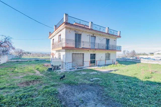 CASA CON TERRENO EN GOJAR!! - foto 4
