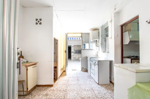 Casa independiente con gran patio y garaje en el centro de Molina de Segura — 16