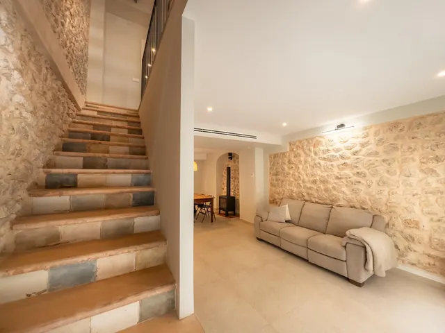 Casa de 3 dormitorios con terraza y garaje en el centro de Sóller — 9