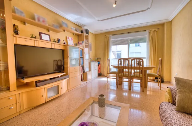 BONITO PISO ZONA VICENTE SAVALL — 2