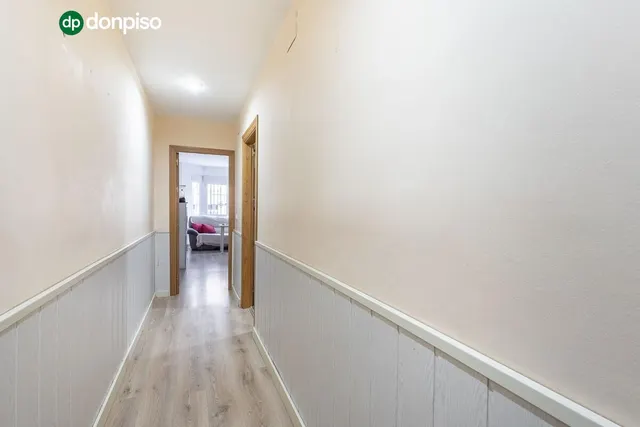 Piso con garaje, trastero y excelente ubicación en Huétor Vega — 14