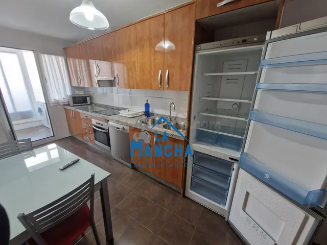 *750€ AL MES* INMOBILIARIA LA MANCHA ALQUILA PISO CON GARAJE - foto 5