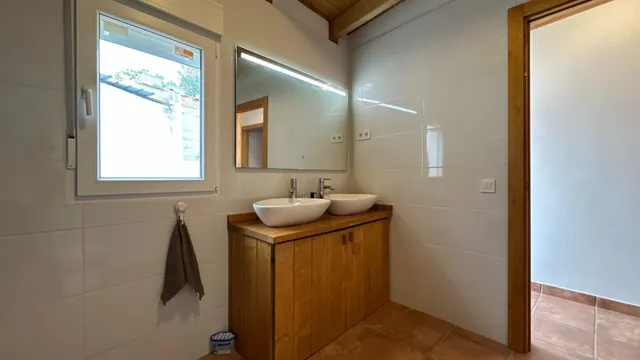 Finca rústica con placas solares y pozo en Garrapinillos, Zaragoza. — 35