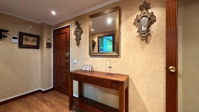 Exclusiva vivienda de 4 dormitorios con amplia plaza de garaje en pleno centro de Zaragoza — 29