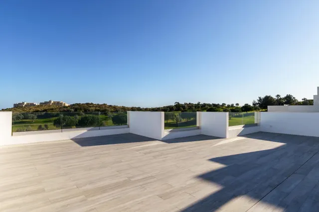 Villa de diseño contemporáneo a solo 4 minutos de Fuengirola. — 35
