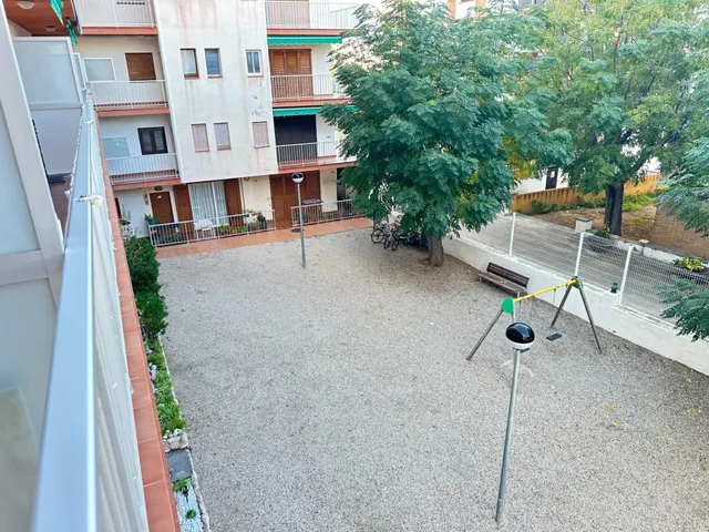Apartamento de 2 dormitorios en Els Munts con plaza de garaje y cerca de la playa — 20