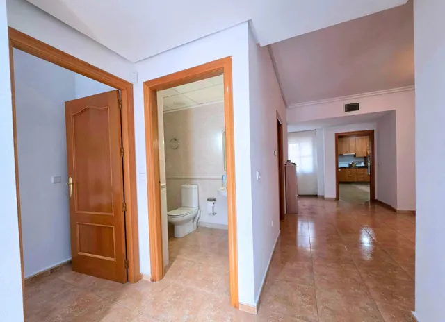 Se vende planta baja con 4 dormitorios y 3 baños en Cartagena junto al Parque de la Rosa — 9