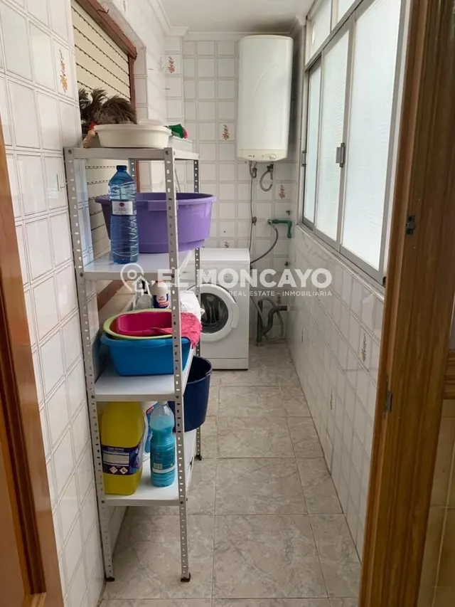 Fantástico apartamento con cuatro dormitorios en el centro de Catral, Alicante, Costa Blanca — 10