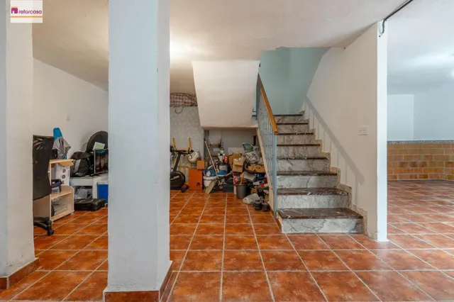 Encantadora Casa Reformada en Ogijares con Vistas y Espacios para Disfrutar — 42