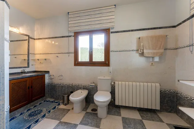 Finca rústica 4 habitaciones 331m² en venta - South of spain — 27