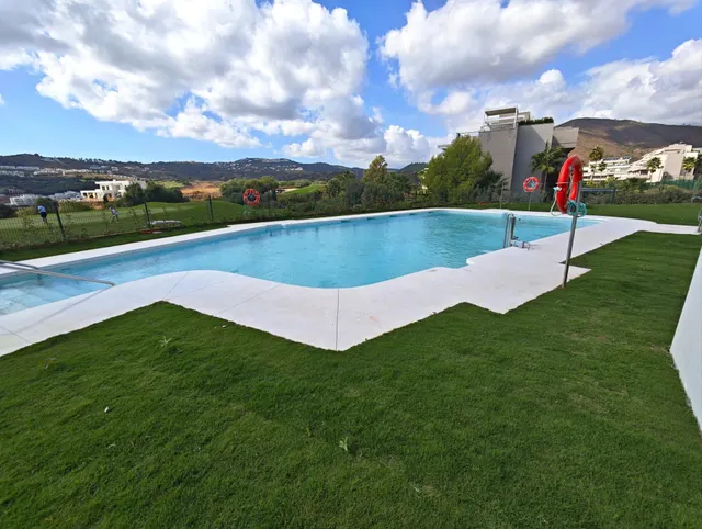 Exclusivo Ático Dúplex en Primera Línea de Golf | 215,51 m2 de Lujo, Vistas Abiertas y Solárium Privado — 6