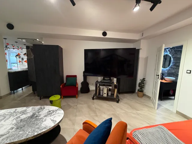 Local Comercial Reformado en Cabo Cervera, Torrevieja - Oportunidad Única — 17