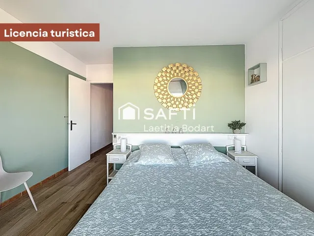 Ático reformado con licencia y garaje opcional – Vistas al canal y al puerto, Empuriabrava — 11