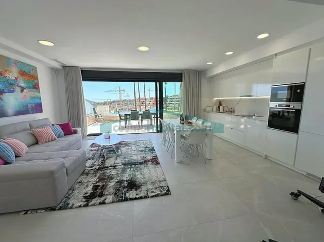 Dúplex moderno de lujo en Finestrat, Benidorm - foto 5