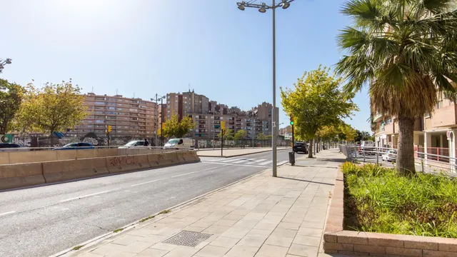 Piso con 2 terrazas y 3 dormitorios junto a la Aljafería, Zaragoza — 40